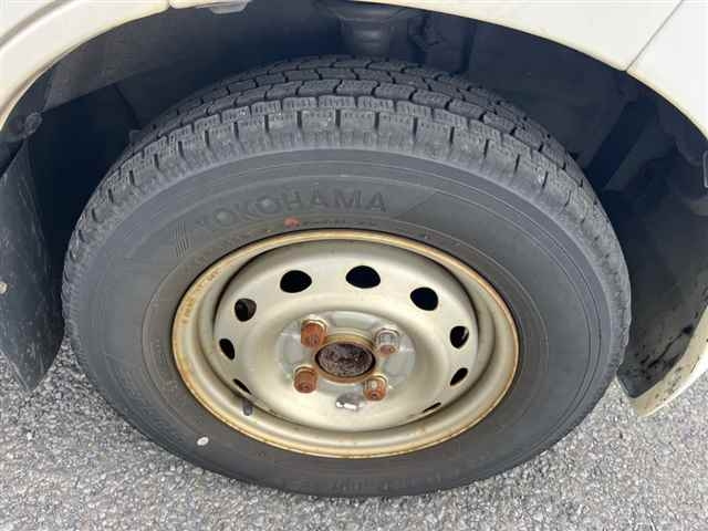 DAIHATSU HIJET VAN 2017