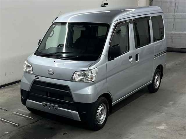 DAIHATSU HIJET VAN 2018