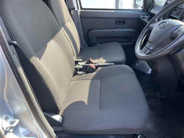 DAIHATSU HIJET VAN 2018