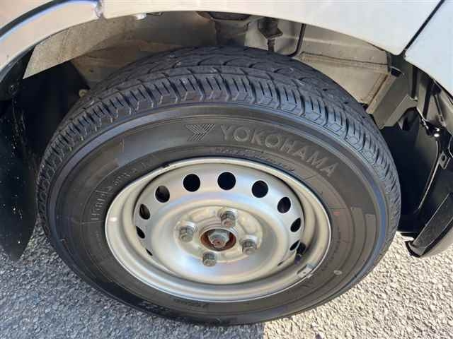 DAIHATSU HIJET VAN 2018