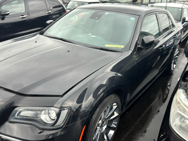 CHRYSLER 300 2015