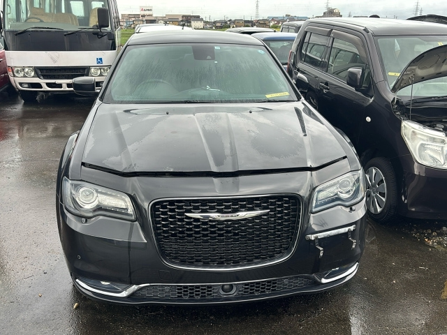 CHRYSLER 300 2015