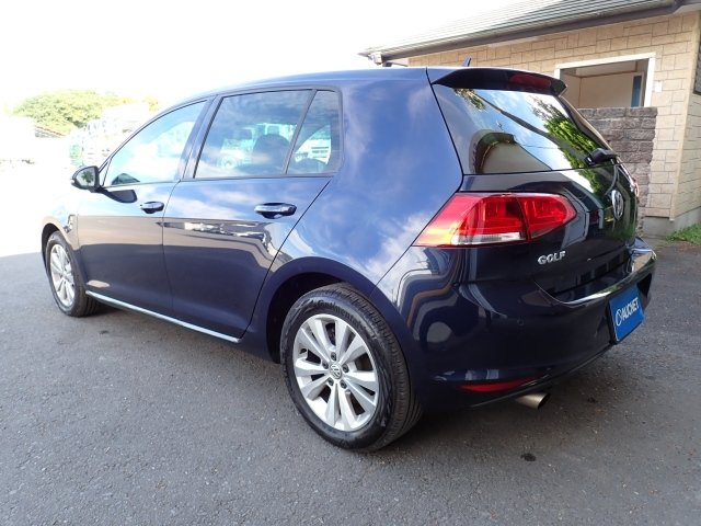 VOLKSWAGEN GOLF 2016