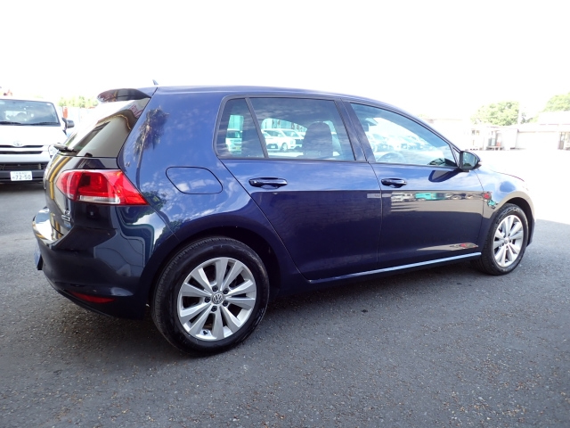 VOLKSWAGEN GOLF 2016