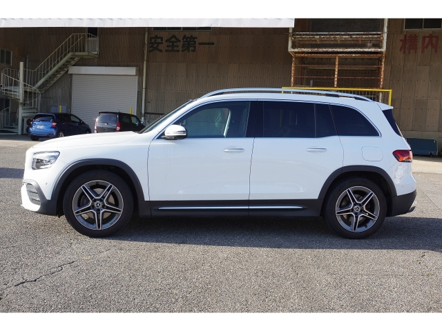 MERCEDES BENZ GLB 2021