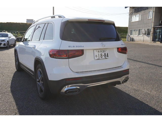 MERCEDES BENZ GLB 2021