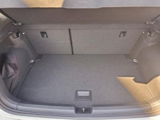 VOLKSWAGEN POLO 2023