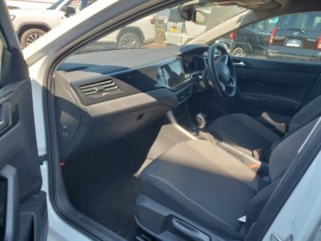 VOLKSWAGEN POLO 2023