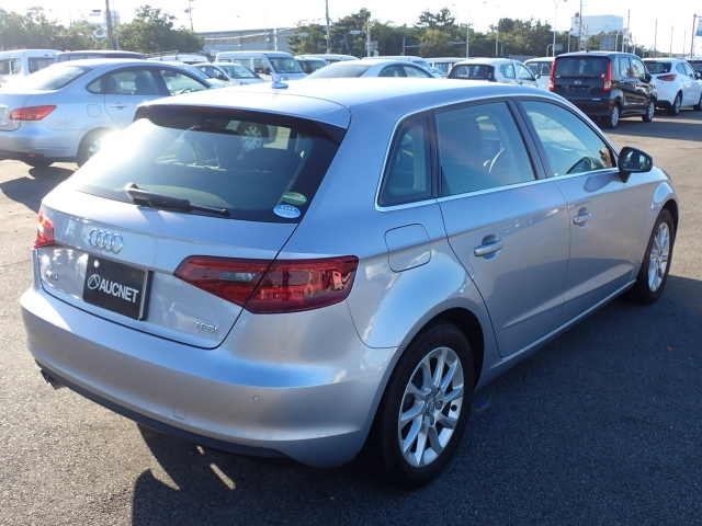 AUDI A3 2015