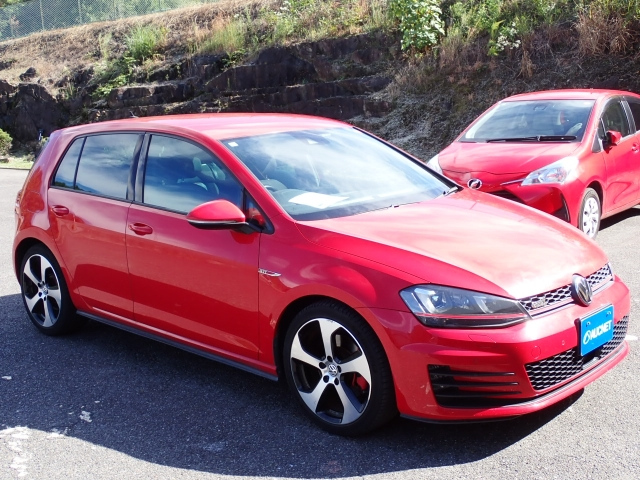 VOLKSWAGEN GOLF 2014