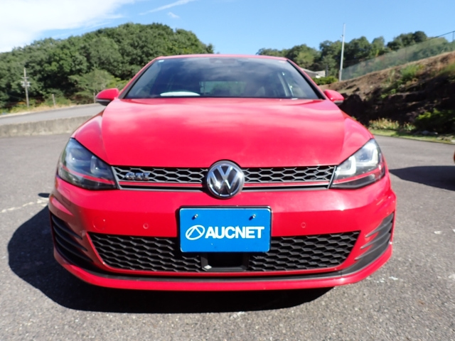 VOLKSWAGEN GOLF 2014