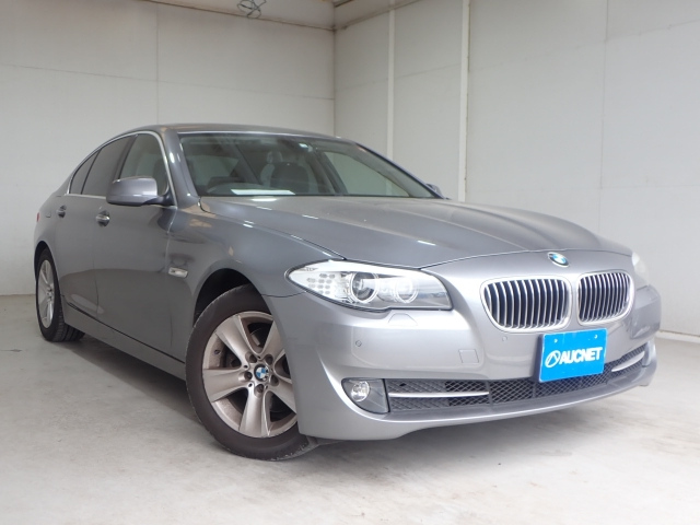BMW 5 SERIES 2010