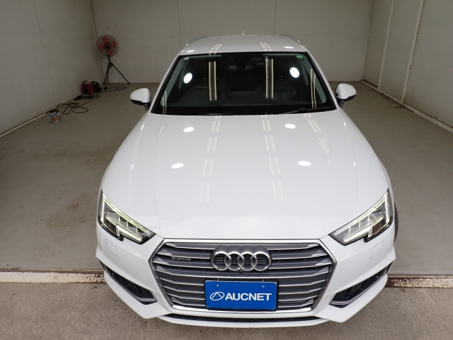 AUDI A4 2020