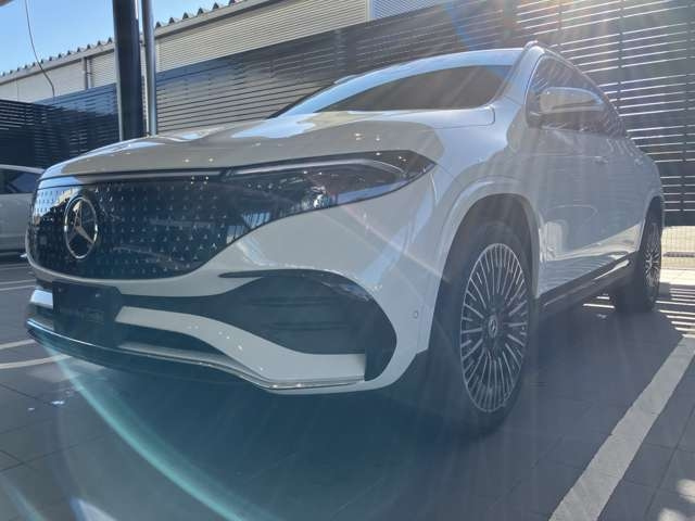 MERCEDES BENZ EQA 2024