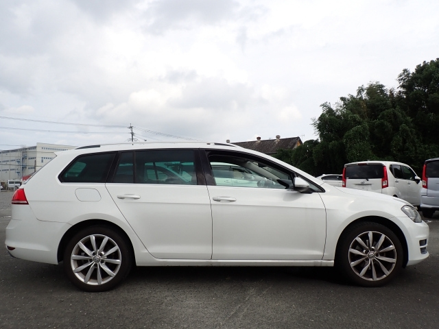 VOLKSWAGEN GOLF VARIANT 2016