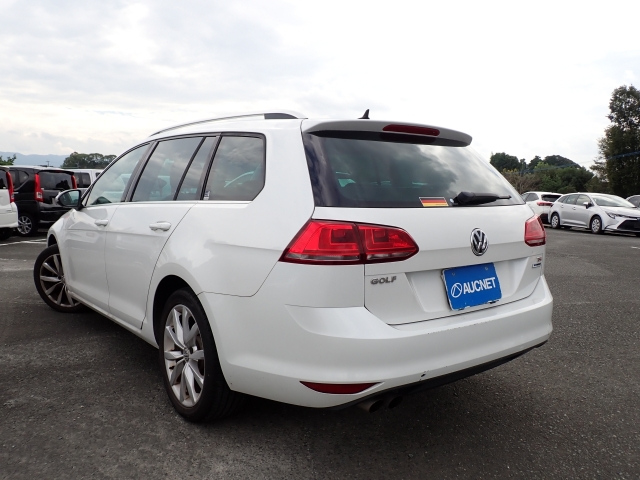 VOLKSWAGEN GOLF VARIANT 2016