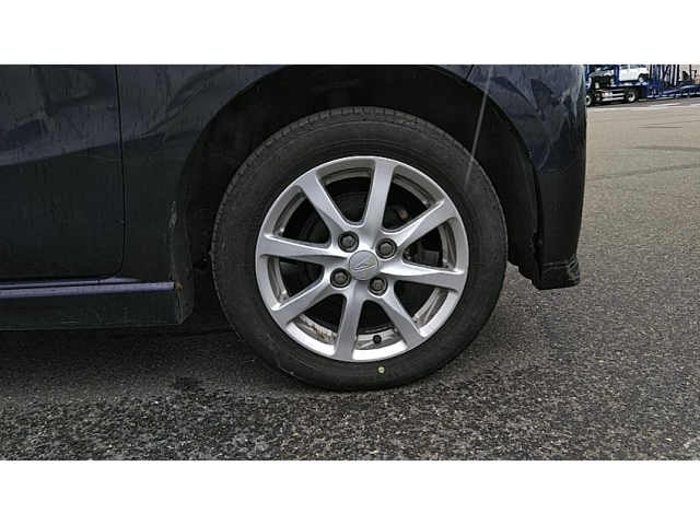 DAIHATSU TANTO EXE 2011