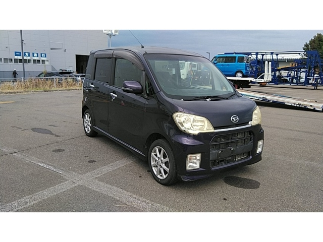 DAIHATSU TANTO EXE 2011