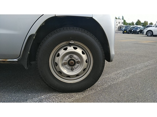 NISSAN CLIPPER VAN 2013