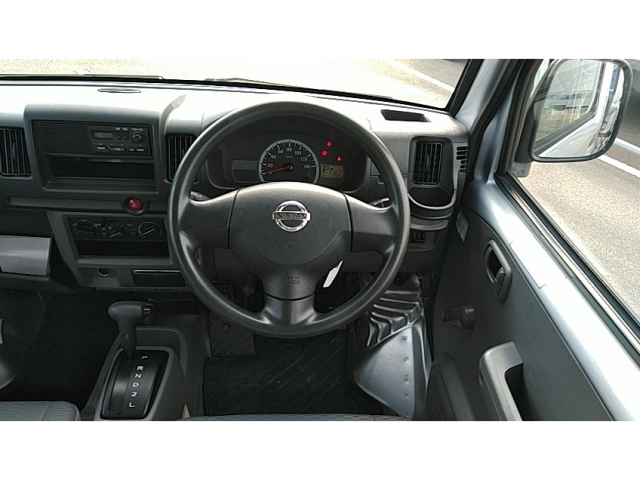 NISSAN CLIPPER VAN 2013