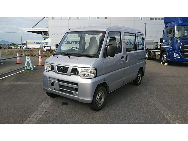 NISSAN CLIPPER VAN 2013