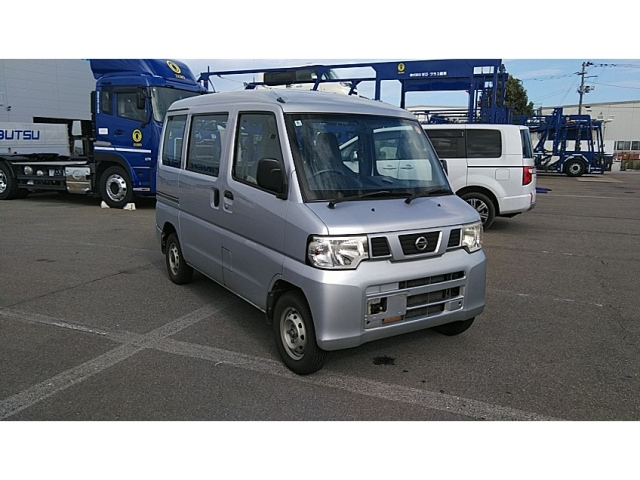 NISSAN CLIPPER VAN 2013