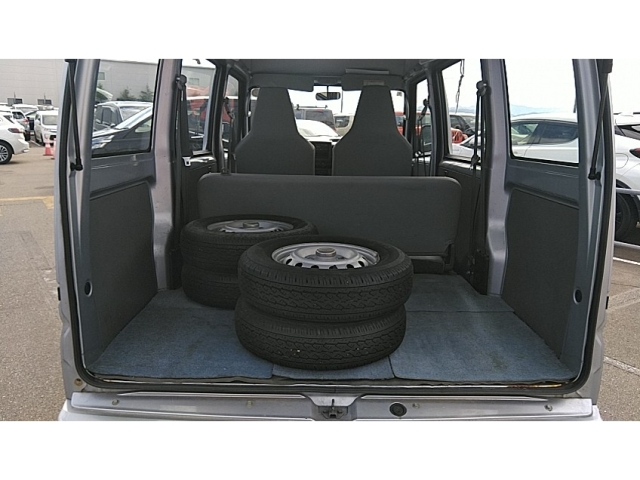 NISSAN CLIPPER VAN 2013