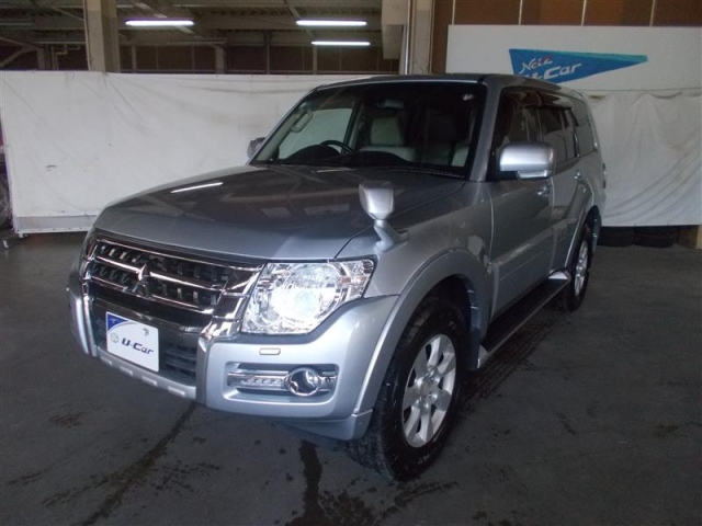 MITSUBISHI PAJERO 2014