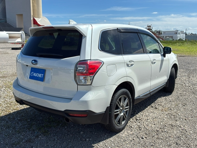 SUBARU FORESTER 2016