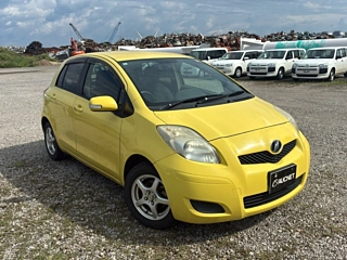 TOYOTA VITZ 2010