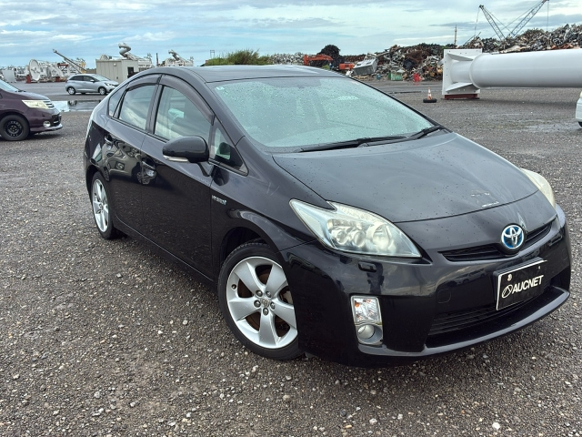 TOYOTA PRIUS 2010