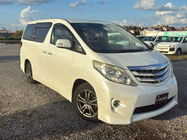 TOYOTA ALPHARD 2008