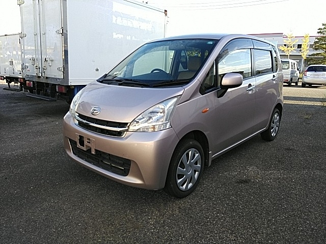 DAIHATSU MOVE 2012