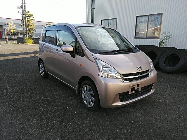 DAIHATSU MOVE 2012