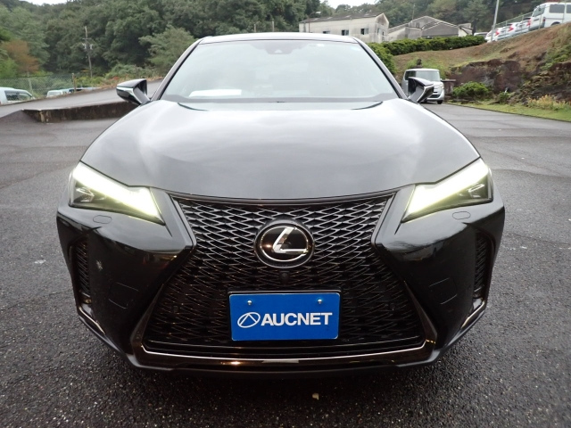LEXUS UX 2022
