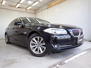 BMW 5 SERIES 2011