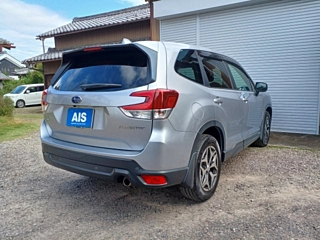 SUBARU FORESTER 2018