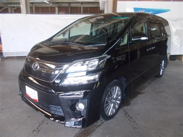 TOYOTA VELLFIRE 2013