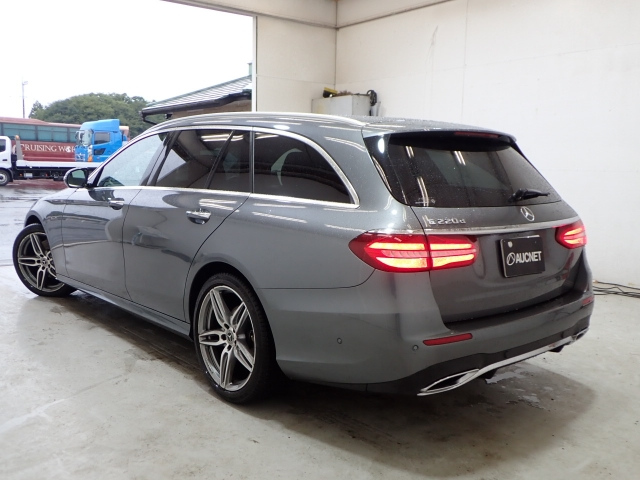 MERCEDES BENZ E CLASS WAGON 2018