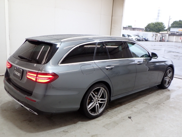 MERCEDES BENZ E CLASS WAGON 2018