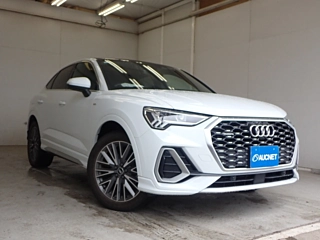 AUDI Q3 2021