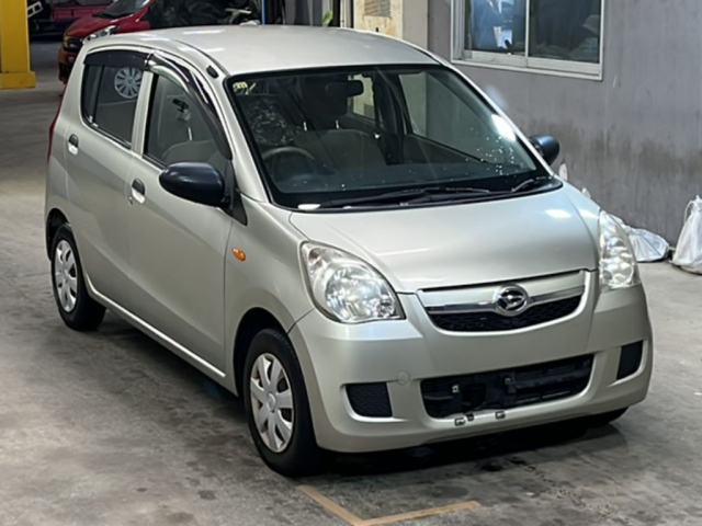 DAIHATSU MIRA 2012
