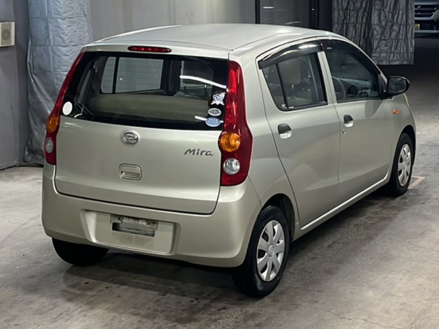 DAIHATSU MIRA 2012