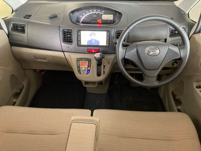 DAIHATSU MOVE 2012