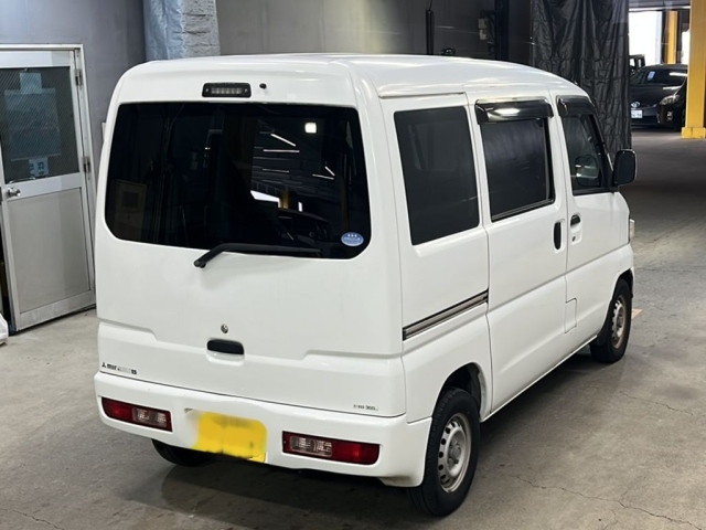MITSUBISHI MINICAB VAN 2013