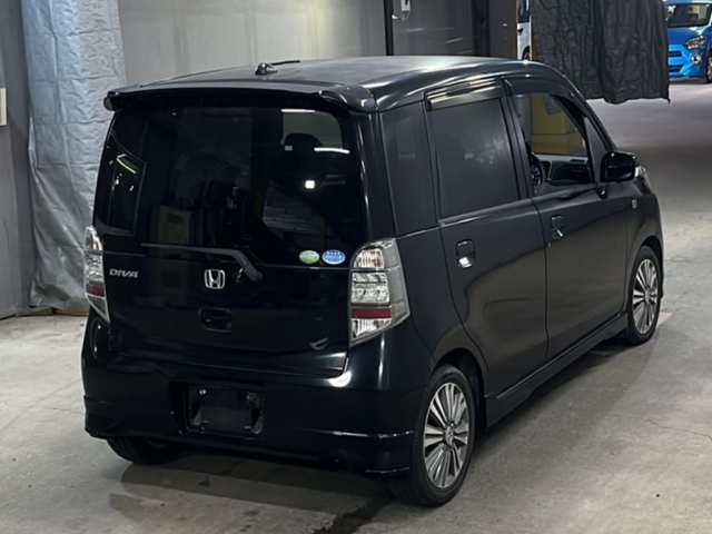 HONDA LIFE 2010