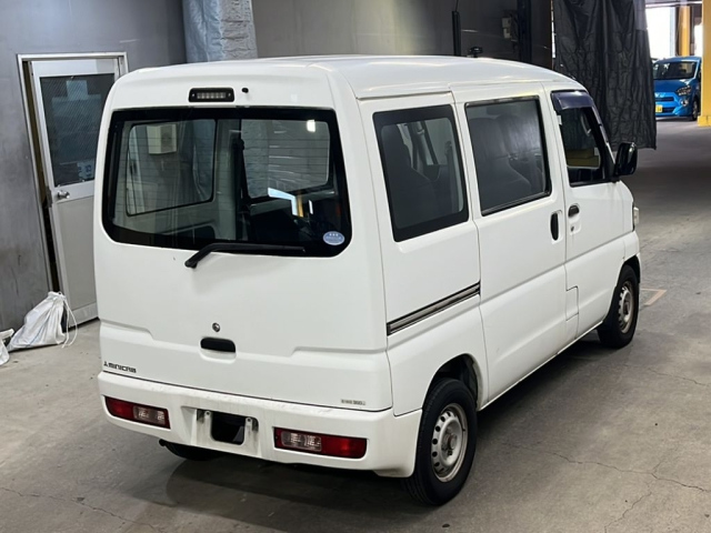 MITSUBISHI MINICAB VAN 2013