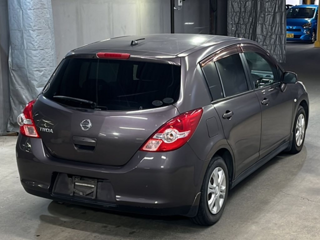 NISSAN TIIDA 2008