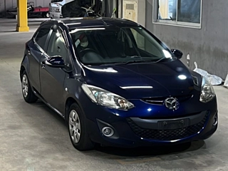 MAZDA DEMIO 2013