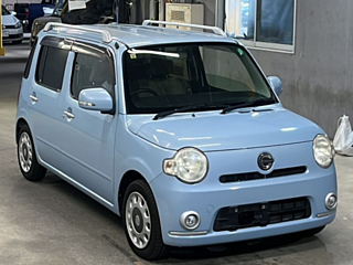 DAIHATSU MIRA 2010